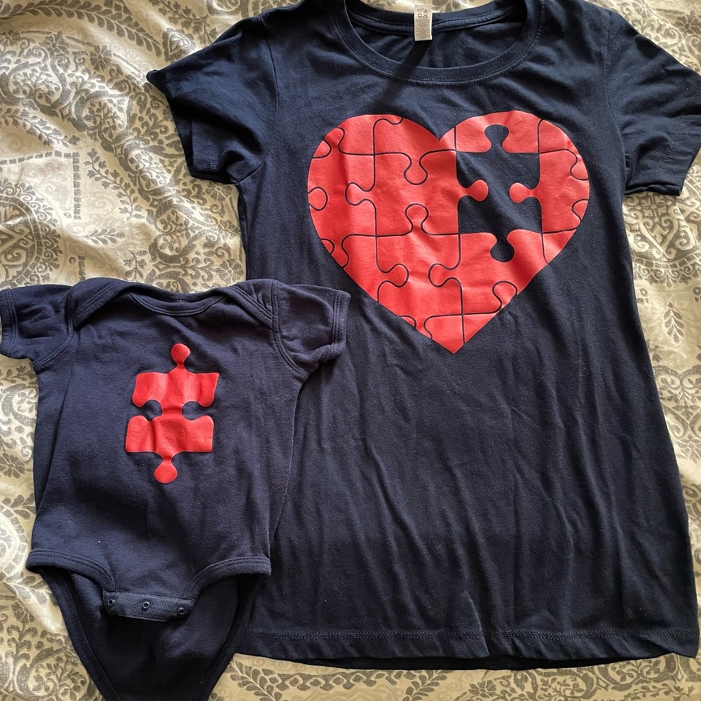 Mama and baby matching shirt and onesie